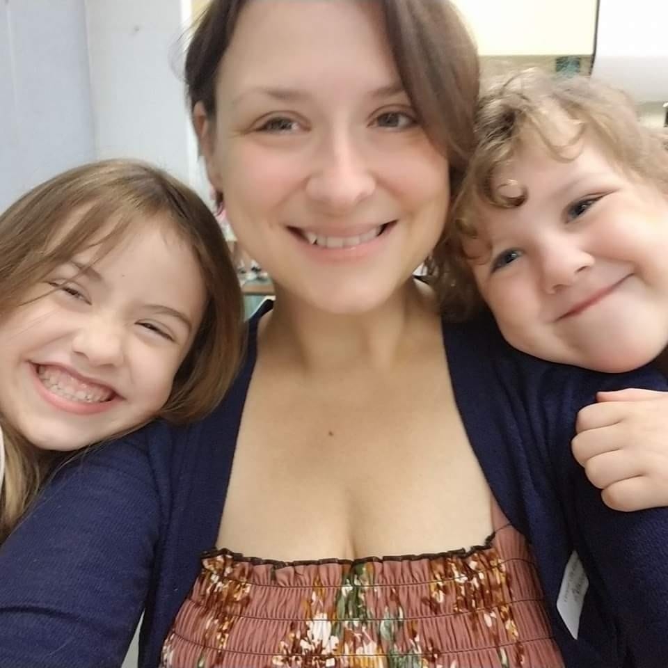 Tia &ldquo;Fix&rdquo; Rumbaugh with her two children